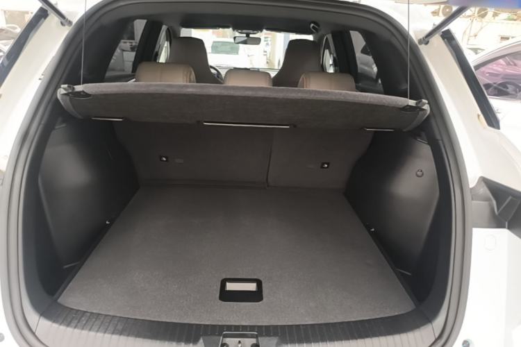 Used BYD Song Pro New Energy 2024 HONOR Edition DM-i 71KM Navigation Model Trunk