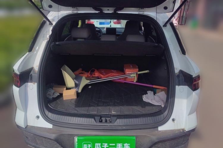 Used BYD Song Pro New Energy 2024 HONOR Edition DM-i 71KM Navigation Model Trunk