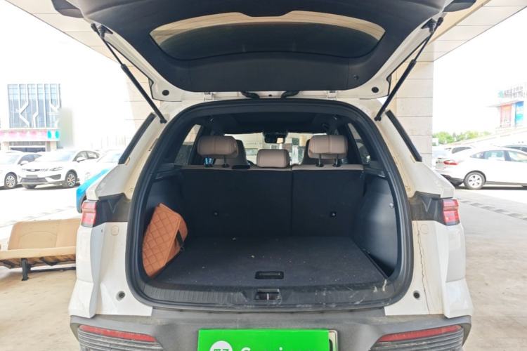 Used BYD Song Pro New Energy 2024 HONOR Edition DM-i 71KM Beyond Model Trunk