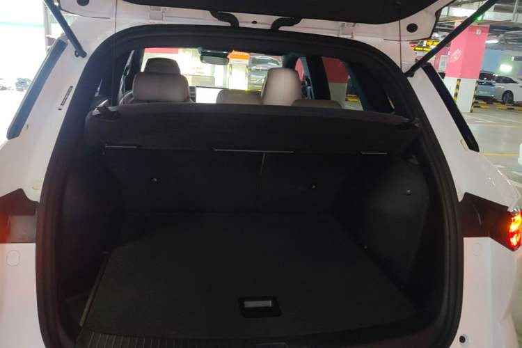 Used BYD Song Pro New Energy 2024 HONOR Edition DM-i 110KM Beyond Model Trunk