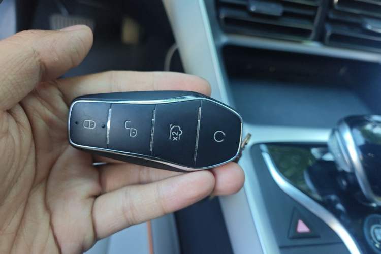 Used BYD Song Pro New Energy 2024 HONOR Edition DM-i 71KM Leading Model Vehicle Key