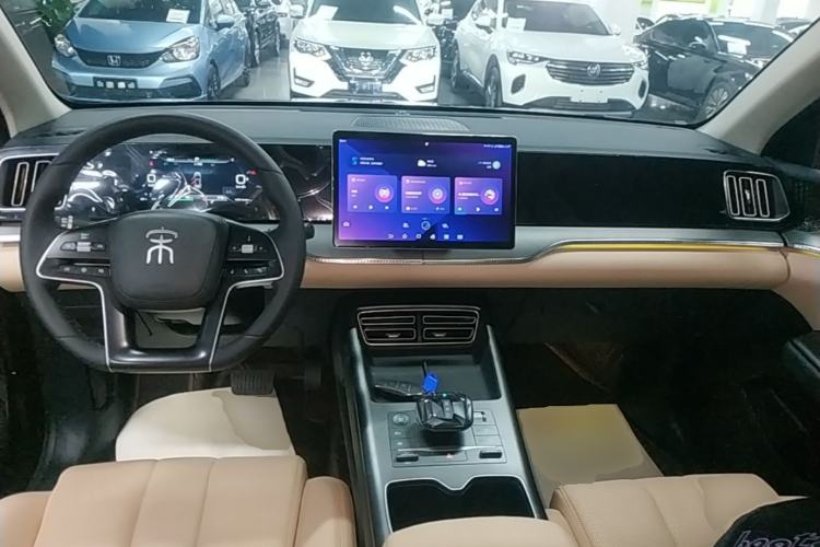 Used BYD Song Pro New Energy 2025 Second-Generation DM-i 115KM Overachiever Trim Center Console