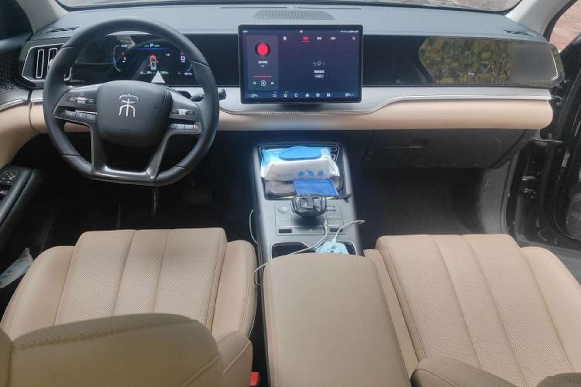 Used BYD Song Pro New Energy 2025 Second-Generation DM-i 75KM Leading Edition Center Console