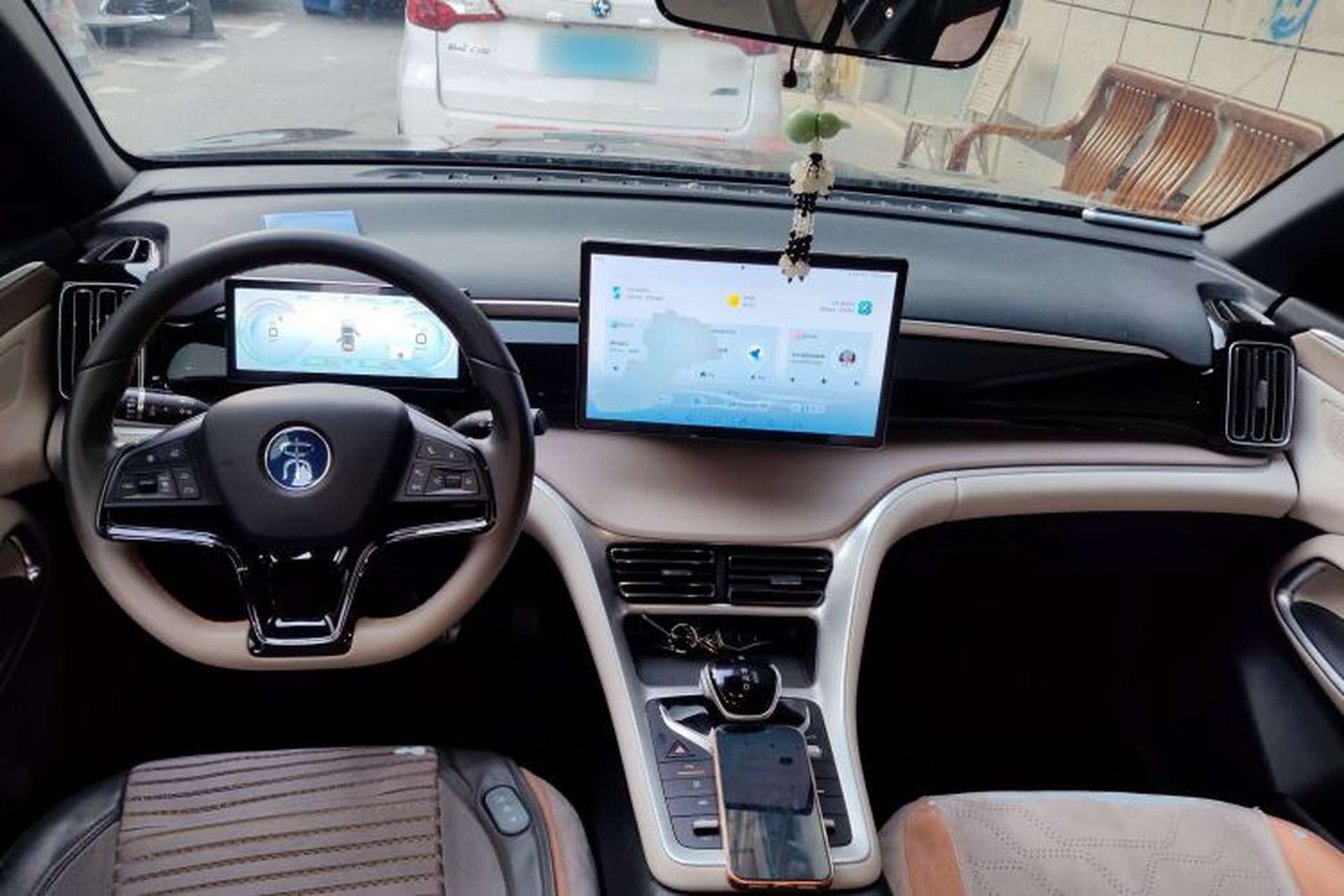 Used BYD Song Pro New Energy 2025 Second-Generation DM-i 115KM Overachiever Trim Center Console