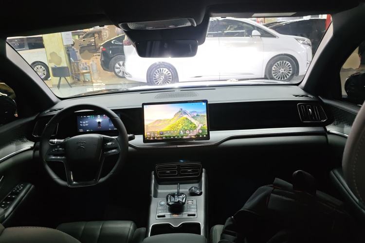 Used BYD Song Pro New Energy 2025 2nd Generation Intelligent Driving Version DM-i 75KM Leading Edition Center Console