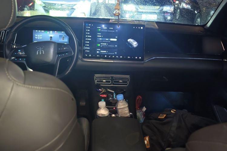 Used BYD Song Pro New Energy 2025 Second-Generation Intelligent Driving Version DM-i 115KM Excellence Edition Center Console