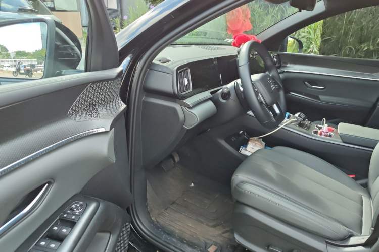 Used BYD Song Pro New Energy 2025 2nd Generation Intelligent Driving Version DM-i 75KM Leading Edition Driver Seat