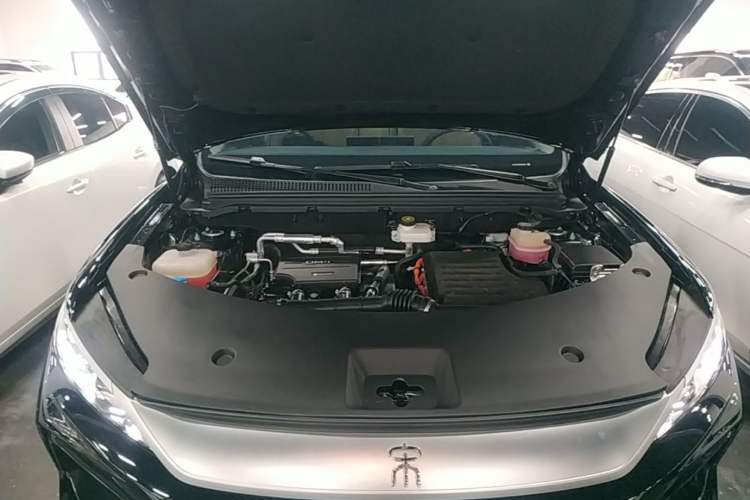 Used BYD Song Pro New Energy 2025 Second-Generation DM-i 115KM Overachiever Trim Engine Bay