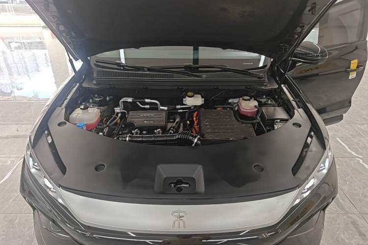 Used BYD Song Pro New Energy 2025 Second-Generation Intelligent Driving Version DM-i 115KM Superior Trim Engine Bay