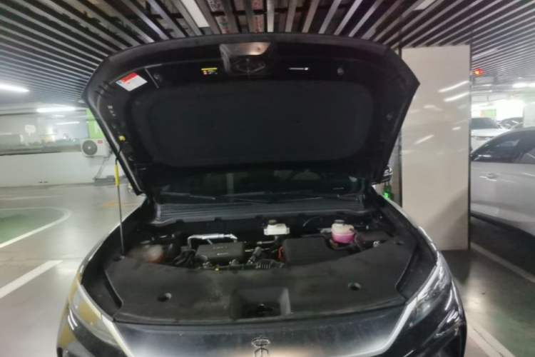 Used BYD Song Pro New Energy 2025 Second-Generation DM-i 75KM Leading Edition Engine Bay