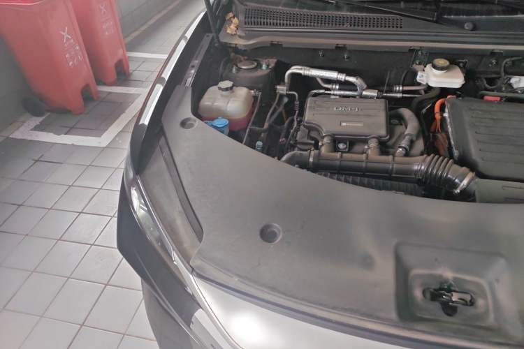 Used BYD Song Pro New Energy 2025 Second-Generation DM-i 115KM Excellence Version Engine Bay Right