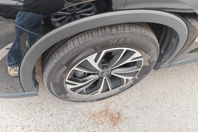 Used BYD Song Pro New Energy 2025 2nd Generation Intelligent Driving Version DM-i 75KM Overachiever Trim Left Front Wheel Hub