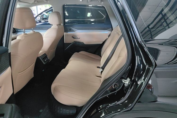 Used BYD Song Pro New Energy 2025 Second-Generation Intelligent Driving Version DM-i 115KM Superior Trim Left Rear Seat