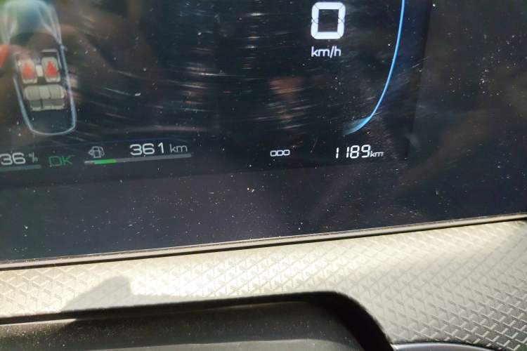 Used BYD Song Pro New Energy 2025 Second-Generation DM-i 75KM Leading Edition Odometer Close Up