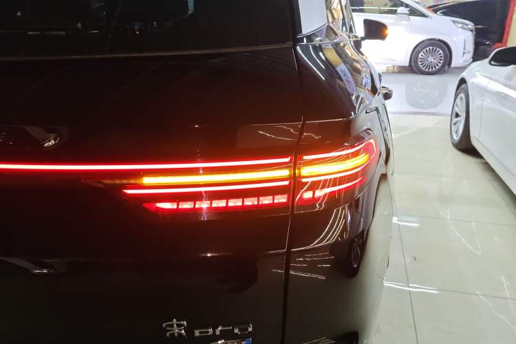 Used BYD Song Pro New Energy 2025 2nd Generation Intelligent Driving Version DM-i 75KM Leading Edition Right Rear Taillight