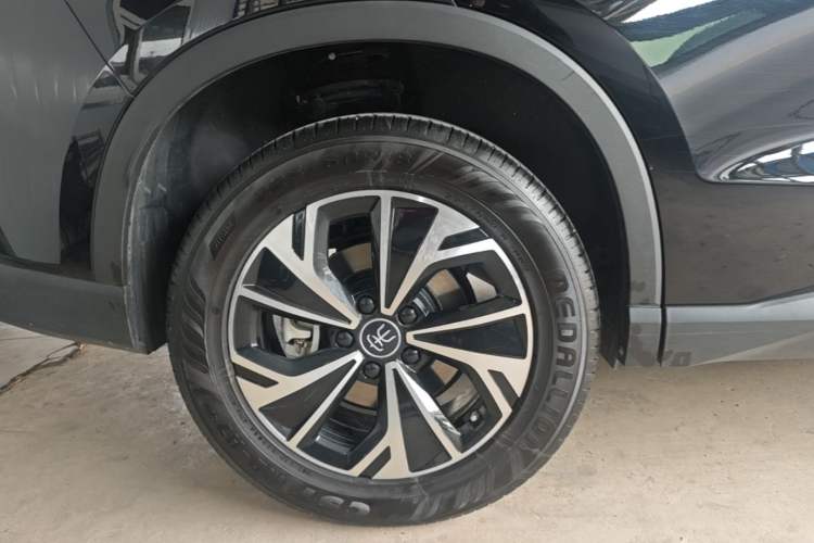 Used BYD Song Pro New Energy 2025 Second-Generation DM-i 75KM Overachiever Trim Right Rear Wheel Hub