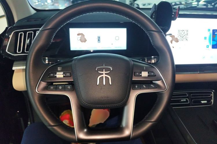 Used BYD Song Pro New Energy 2025 Second-Generation DM-i 115KM Overachiever Trim Steering Wheel