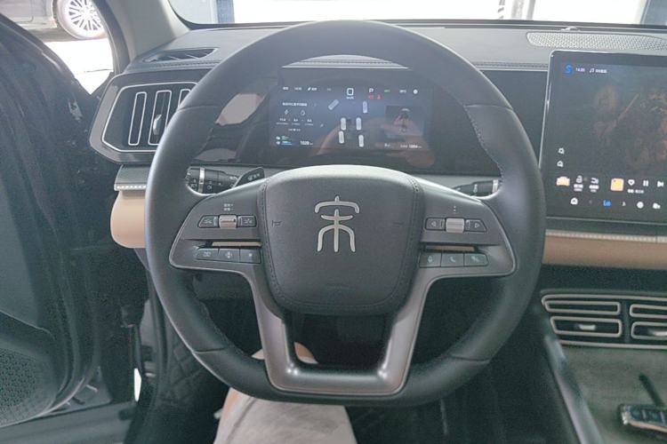 Used BYD Song Pro New Energy 2025 Second-Generation Intelligent Driving Version DM-i 115KM Superior Trim Steering Wheel