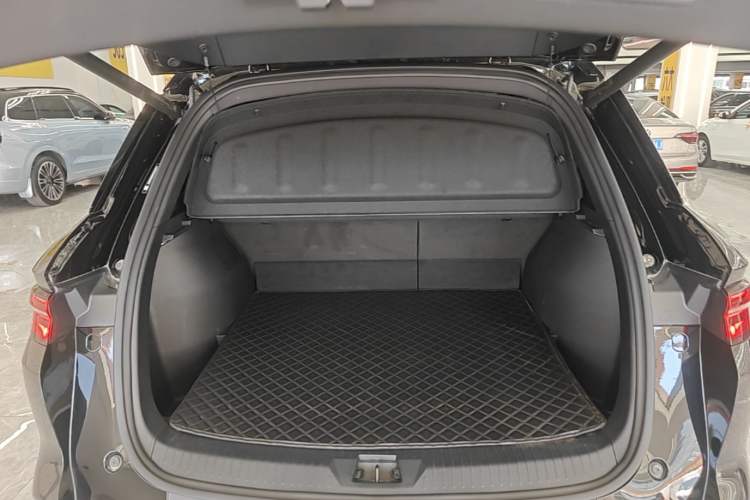 Used BYD Song Pro New Energy 2025 Second-Generation Intelligent Driving Version DM-i 115KM Superior Trim Trunk