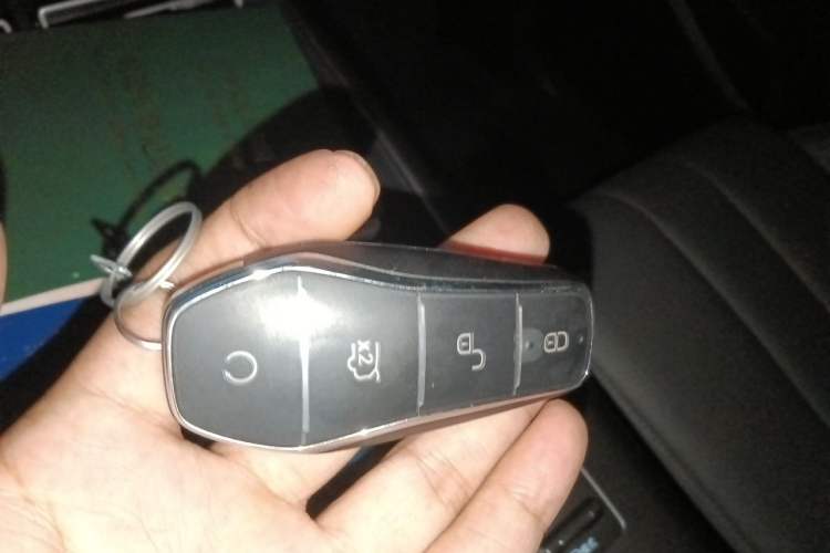 Used BYD Song Pro New Energy 2025 Second-Generation DM-i 75KM Leading Edition Vehicle Key