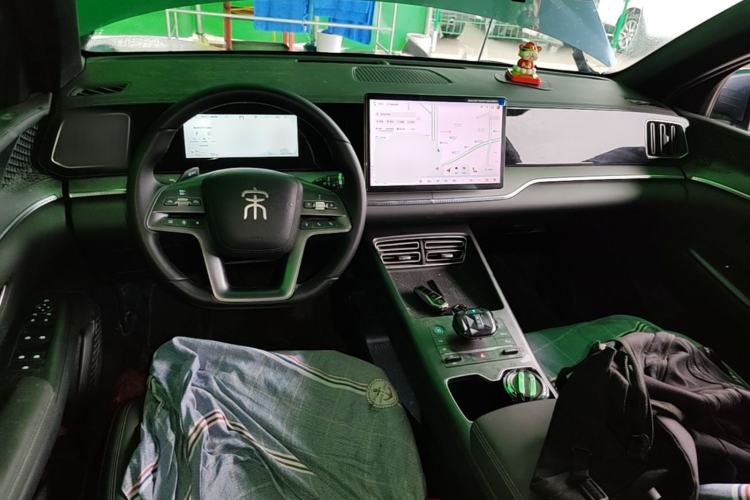 Used BYD Song Pro New Energy 2025 2nd Generation Intelligent Driving Version DM-i 75KM Leading Edition Center Console
