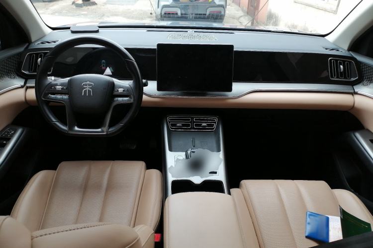 Used BYD Song Pro New Energy 2025 Second-Generation DM-i 75KM Leading Edition Center Console