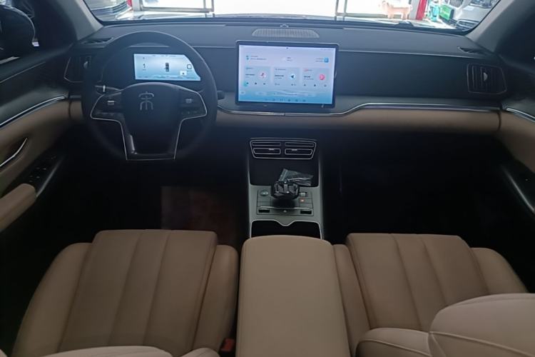 Used BYD Song Pro New Energy 2025 Second-Generation DM-i 115KM Overachiever Trim Center Console