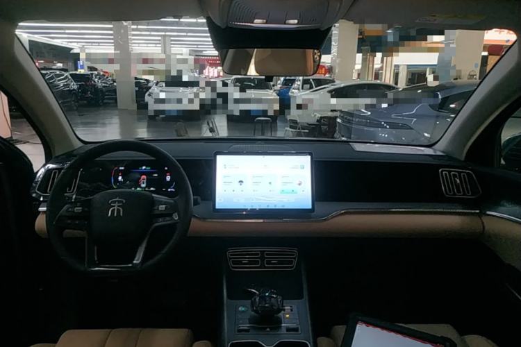 Used BYD Song Pro New Energy 2025 Second-Generation DM-i 75KM Leading Edition Center Console