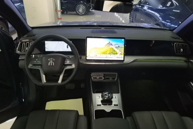 Used BYD Song Pro New Energy 2025 Second-Generation Intelligent Driving Version DM-i 115KM Superior Trim Center Console