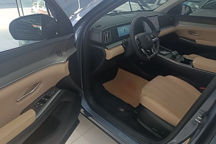 Used BYD Song Pro New Energy 2025 Second-Generation DM-i 115KM Overachiever Trim Driver Seat