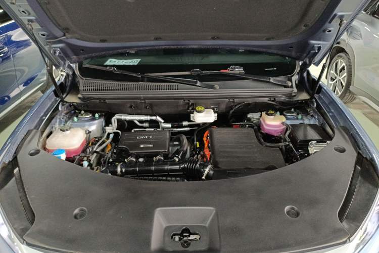 Used BYD Song Pro New Energy 2025 Second-Generation Intelligent Driving Version DM-i 115KM Excellence Edition Engine Bay