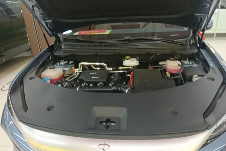 Used BYD Song Pro New Energy 2025 Second-Generation DM-i 115KM Excellence Version Engine Bay