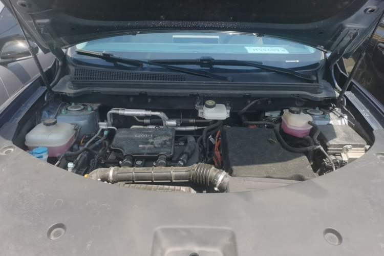 Used BYD Song Pro New Energy 2025 Second-Generation DM-i 75KM Overachiever Trim Engine Bay