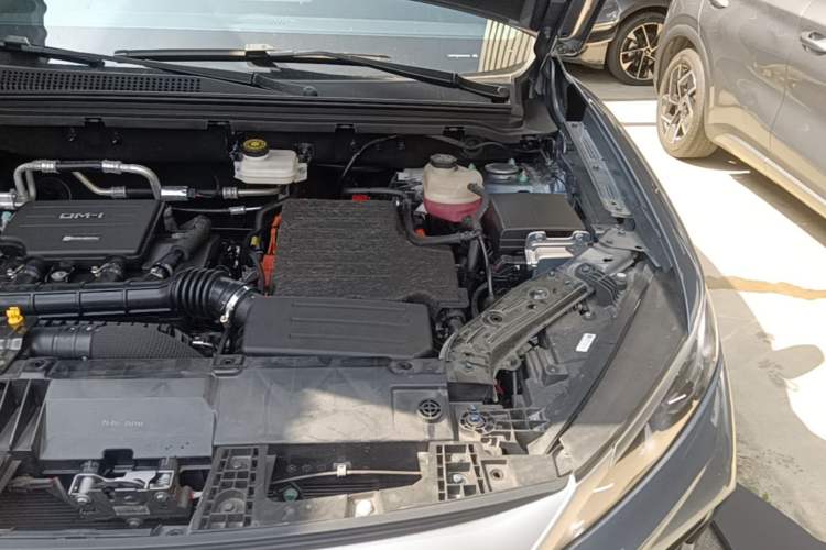 Used BYD Song Pro New Energy 2025 2nd Generation Intelligent Driving Version DM-i 75KM Leading Edition Engine Bay Left