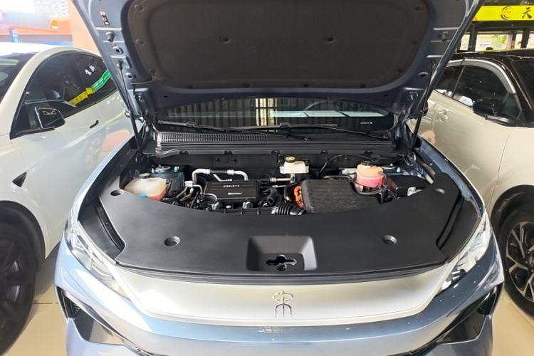 Used BYD Song Pro New Energy 2025 Second-Generation Intelligent Driving Version DM-i 115KM Superior Trim Engine Bay