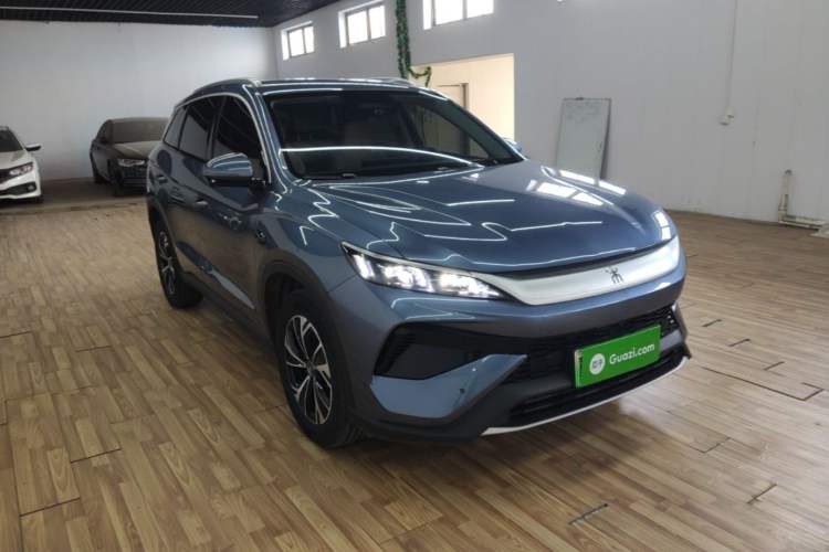 Used BYD Song Pro New Energy 2025 2nd Generation Intelligent Driving Version DM-i 75KM Leading Edition Front Right 45 Deg