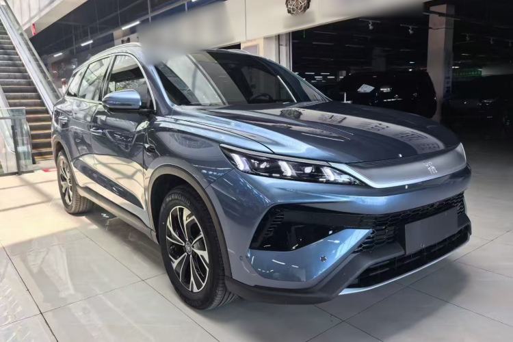 Used BYD Song Pro New Energy 2025 Second-Generation Intelligent Driving Version DM-i 115KM Superior Trim Front Right 45 Deg