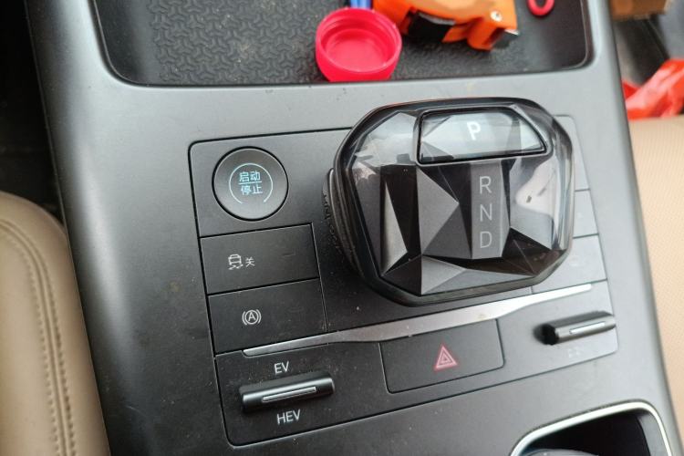 Used BYD Song Pro New Energy 2025 Second-Generation DM-i 75KM Leading Edition Gear Lever