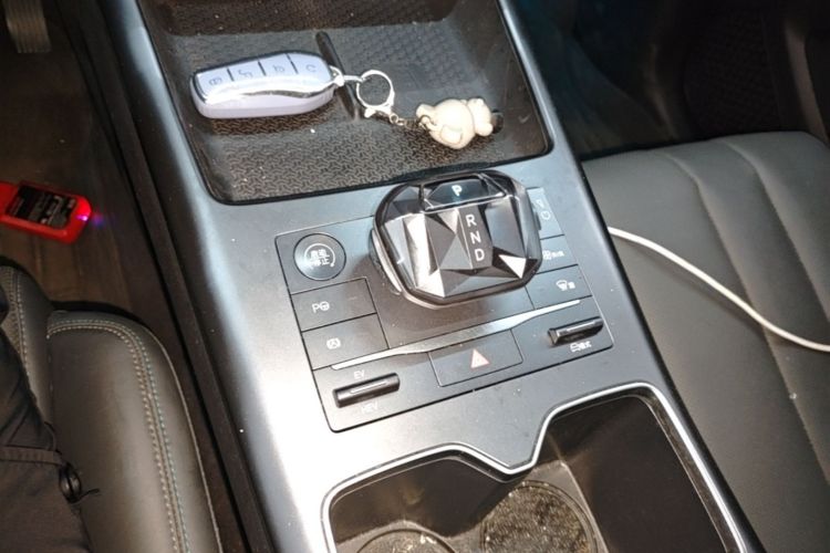 Used BYD Song Pro New Energy 2025 2nd Generation Intelligent Driving Version DM-i 75KM Overachiever Trim Gear Lever