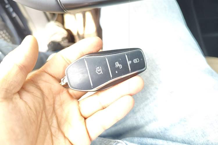 Used BYD Song Pro New Energy 2025 Second-Generation DM-i 75KM Leading Edition Interior 1