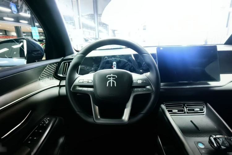 Used BYD Song Pro New Energy 2025 2nd Generation Intelligent Driving Version DM-i 75KM Leading Edition Interior 5