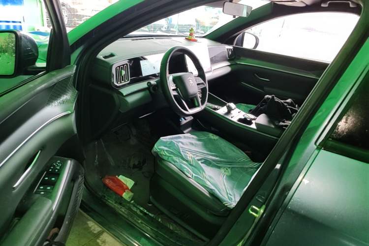 Used BYD Song Pro New Energy 2025 2nd Generation Intelligent Driving Version DM-i 75KM Leading Edition Left Front Seat