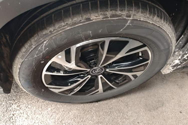 Used BYD Song Pro New Energy 2025 Second-Generation DM-i 115KM Overachiever Trim Left Front Wheel Hub