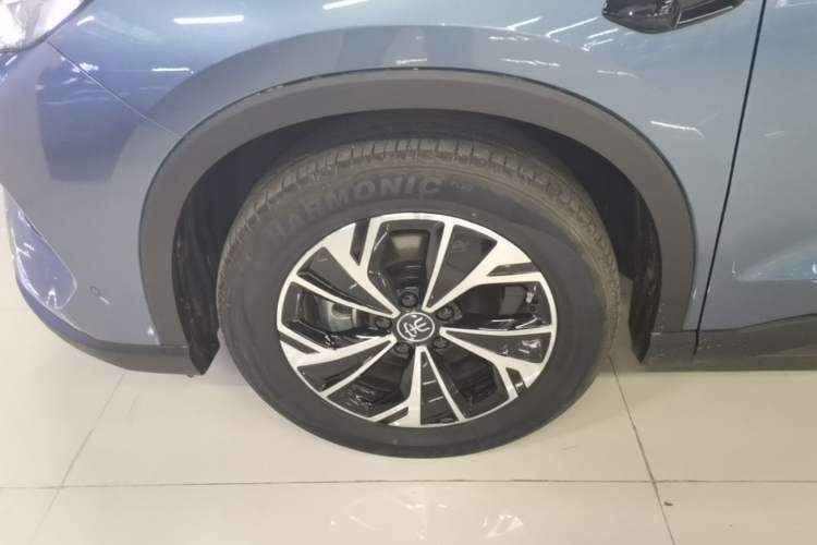 Used BYD Song Pro New Energy 2025 Second-Generation Intelligent Driving Version DM-i 115KM Superior Trim Left Front Wheel Hub
