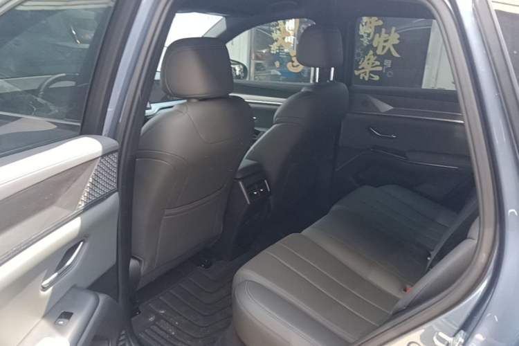 Used BYD Song Pro New Energy 2025 2nd Generation Intelligent Driving Version DM-i 75KM Leading Edition Left Rear Seat