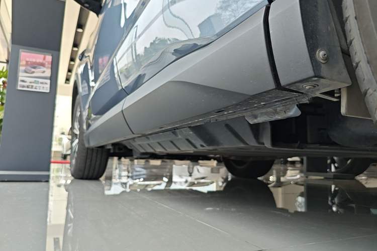 Used BYD Song Pro New Energy 2025 Second-Generation Intelligent Driving Version DM-i 115KM Superior Trim Left Side Sill
