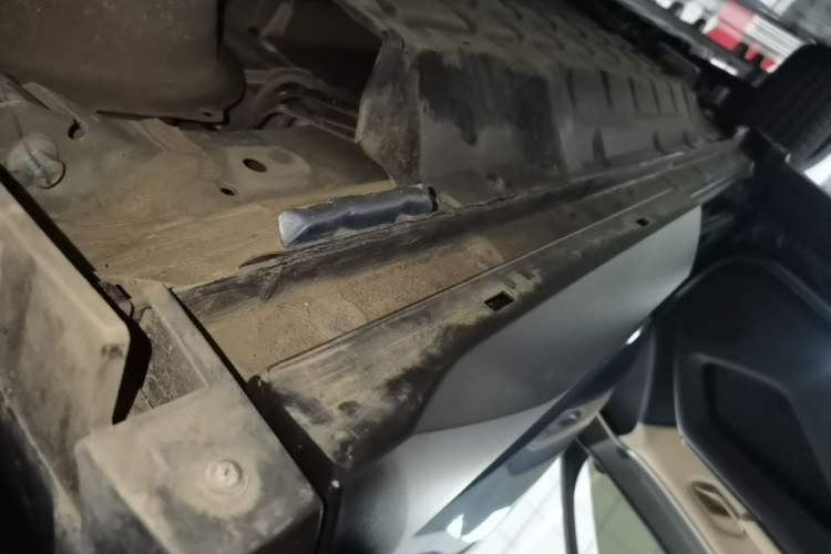 Used BYD Song Pro New Energy 2025 Second-Generation DM-i 75KM Leading Edition Left Side Sill