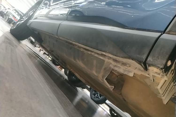 Used BYD Song Pro New Energy 2025 Second-Generation DM-i 75KM Leading Edition Left Side Sill