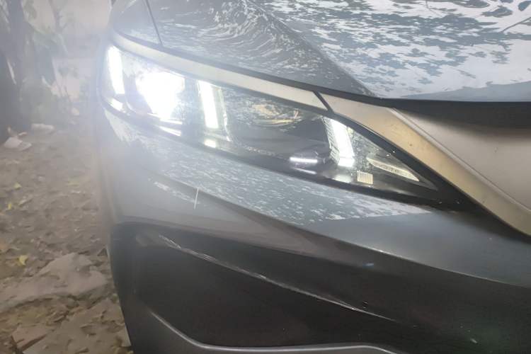 Used BYD Song Pro New Energy 2025 Second-Generation DM-i 75KM Leading Edition Right Front Headlight