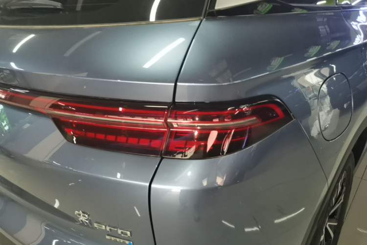 Used BYD Song Pro New Energy 2025 Second-Generation Intelligent Driving Version DM-i 115KM Superior Trim Right Rear Taillight
